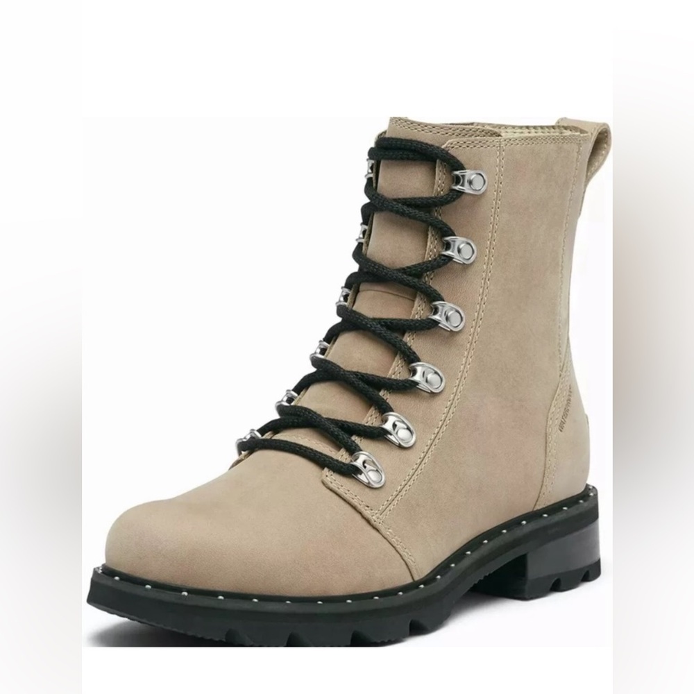 SOREL Lennox Lace Boot in Sandy Tan